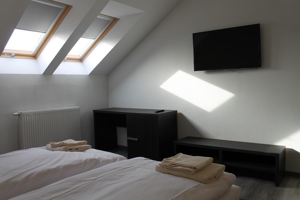 Penzion Bowten Secovce Habitación foto