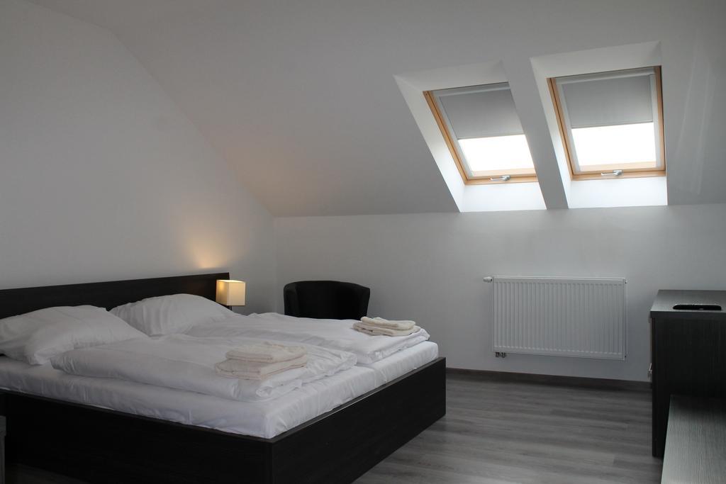 Penzion Bowten Secovce Habitación foto